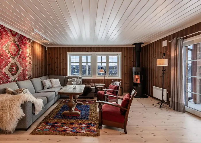Sunny And Beautiful Cabin In Geilo